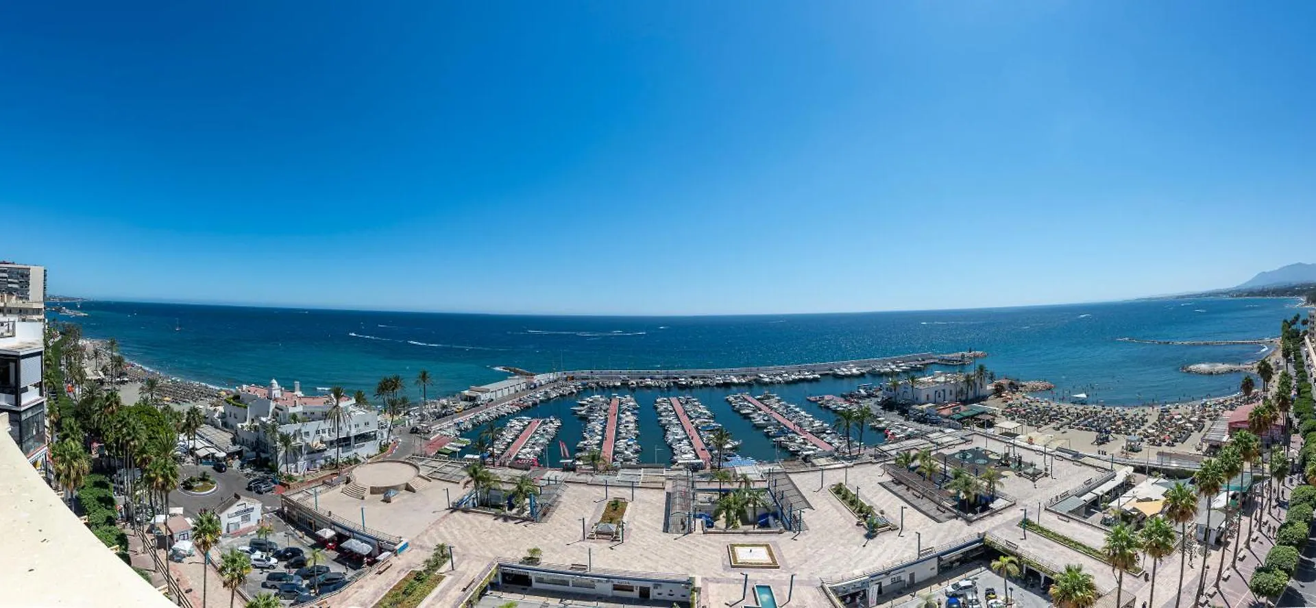 Marbella Center Bechfront 4 Persons Apartment 0*,